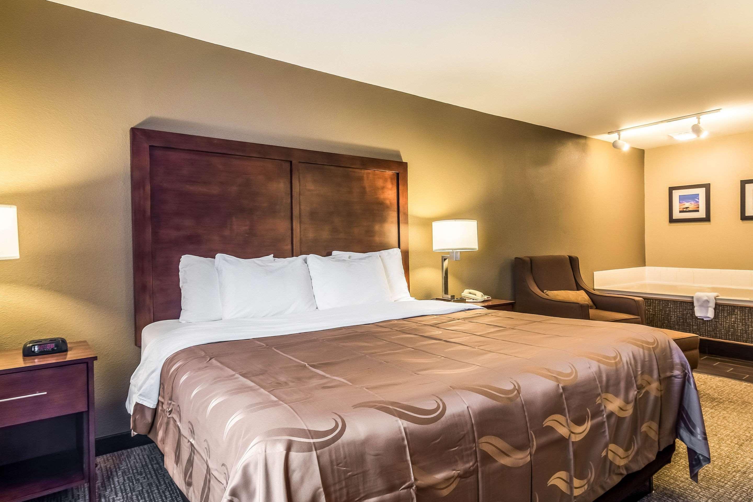 Quality Inn & Suites Salem Near I-57 Экстерьер фото